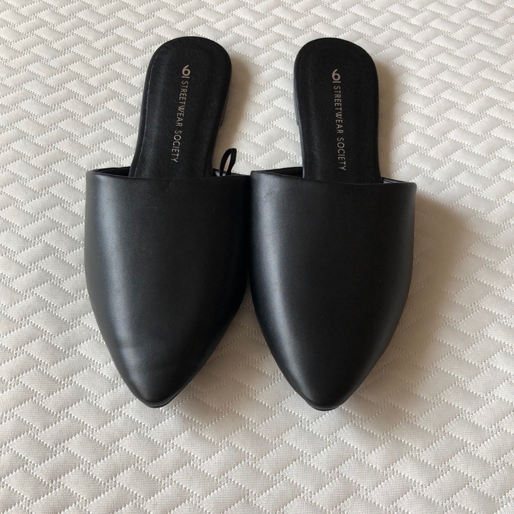 Black Mules